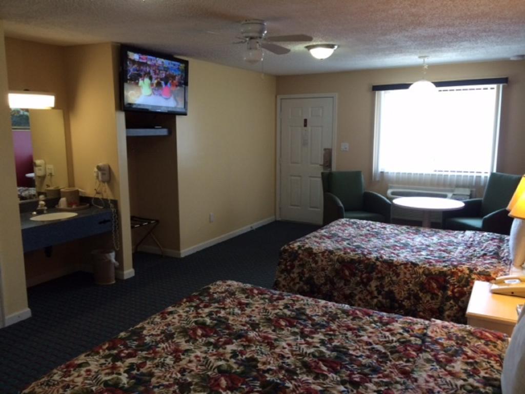 American Star Inn & Suites Atlantic City Галуоей Екстериор снимка