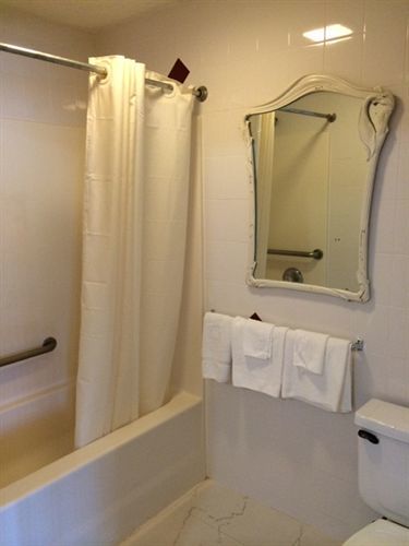 American Star Inn & Suites Atlantic City Галуоей Екстериор снимка